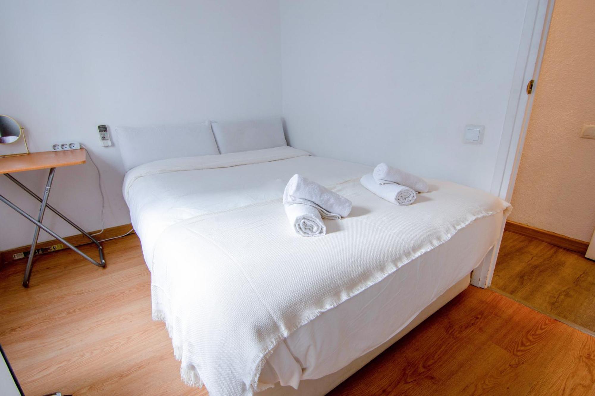 Apartament Sagrada Familia Barcellona Esterno foto